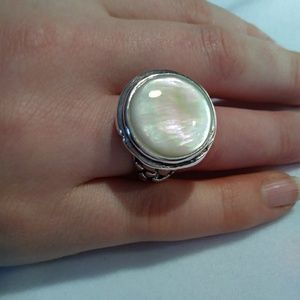 Sterling Silver Mother of Pearl Cabuchon Ring